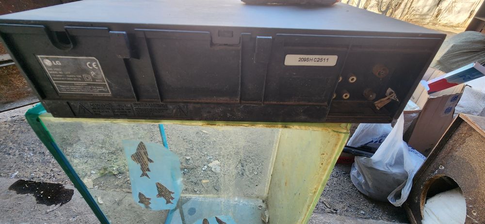 Продам видеомагнитофон