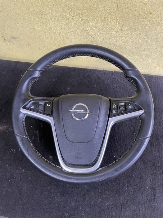 Volan cu Comenzi + Airbag Opel Meriva B An 2011/2017 Pret 500 lei