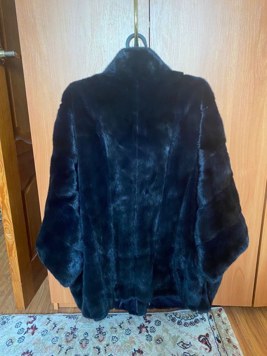 Продам норковую шубу