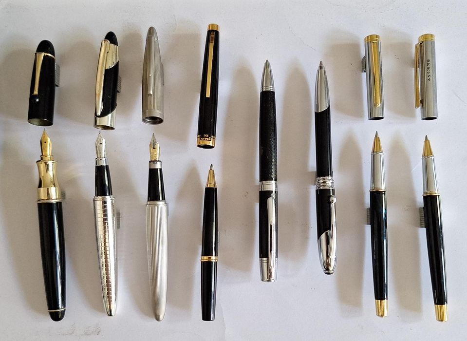 Stilouri, pixuri noi, de calitate