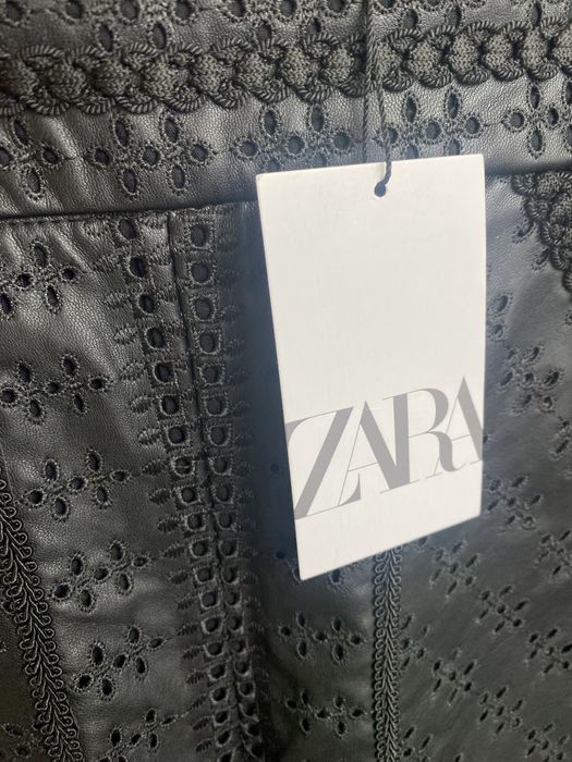 Zara панталон къс еко кожа