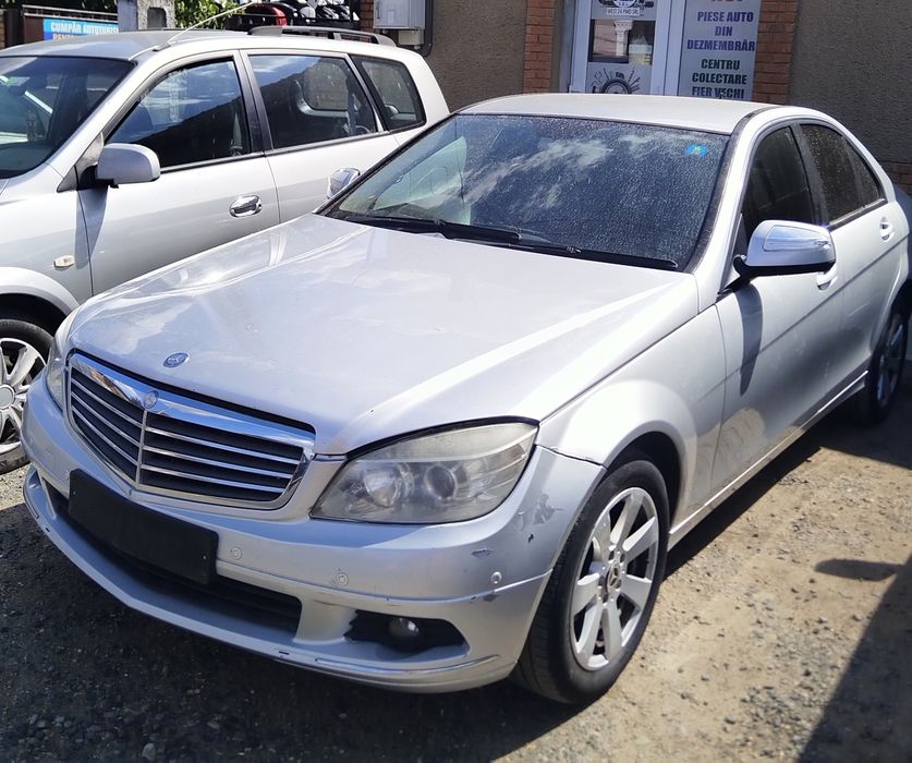 Usa/Usi stanga/dreapta Mercedes C-Class w204 NonFl an 2007-2012