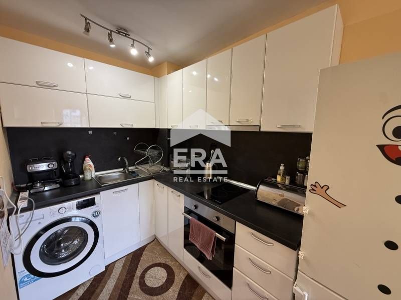 Продава се Двустаен апартамент в Варна, Колхозен пазар - 52 кв.м за 1470 €/кв.м - Снимка #2