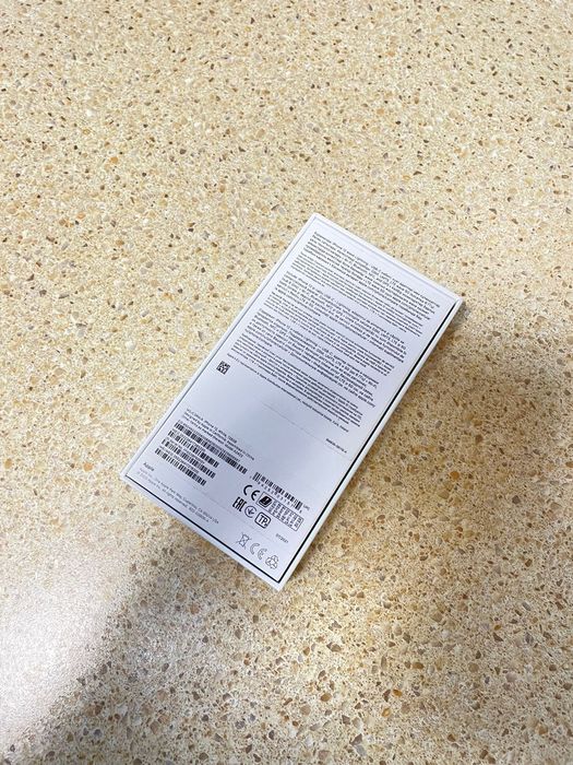 iPhone 12 (128 GB, White)