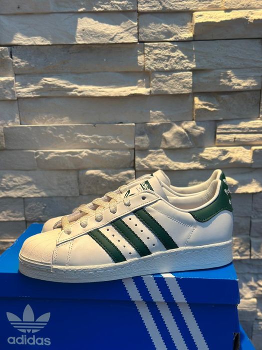 Adidasi dama Superstar marimea 37