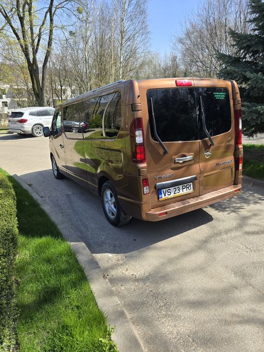 Opel vivaro 8+1 extra lung