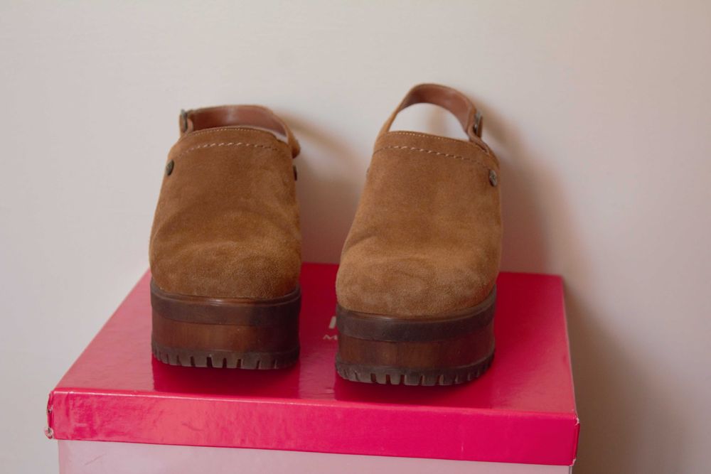 Sandale cu platforma