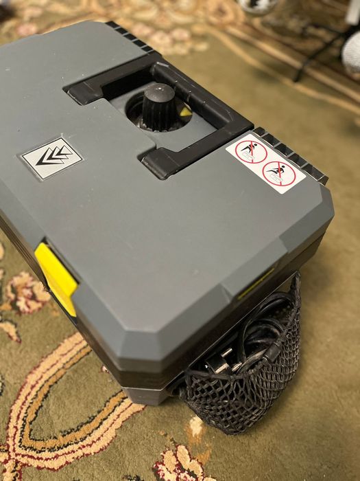 Срочна продам Параочиститель Корхер