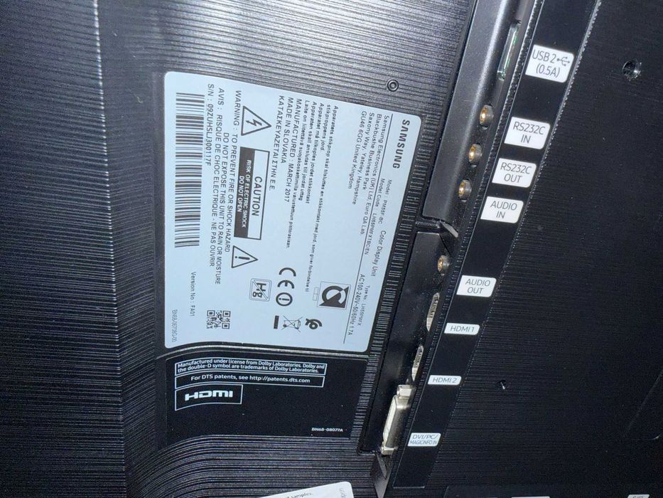 Vând display profesional Samsung PM55F-BC, diagonala 55 inch