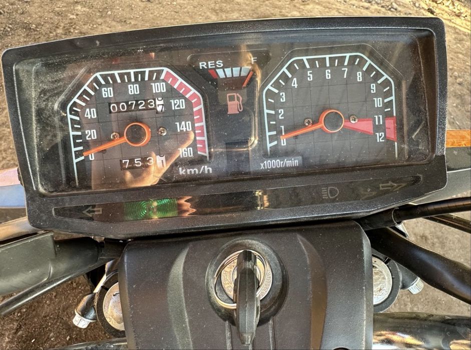 Мотоцикл 150 кубов YESHDNDA