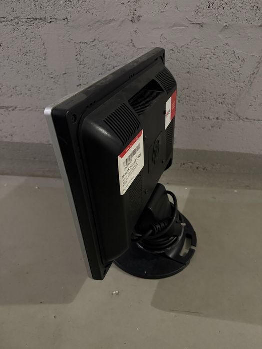 Монитор 15" HP L1506