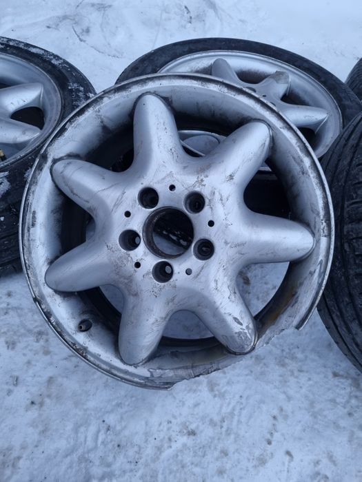 Диски с резиной на мерседес r16