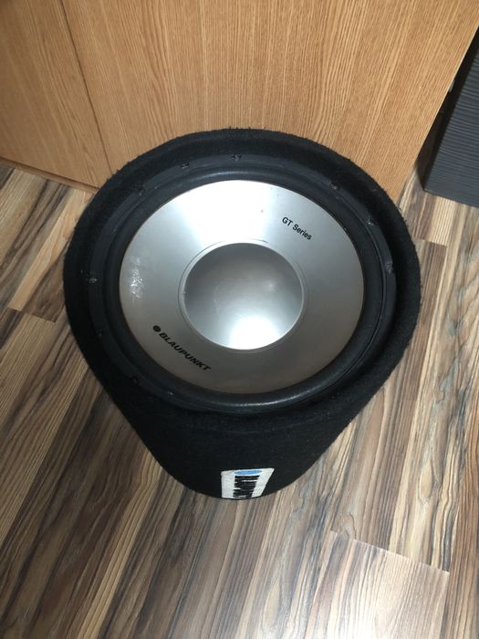 Subwoofer Blaupunkt si Statie Crunch