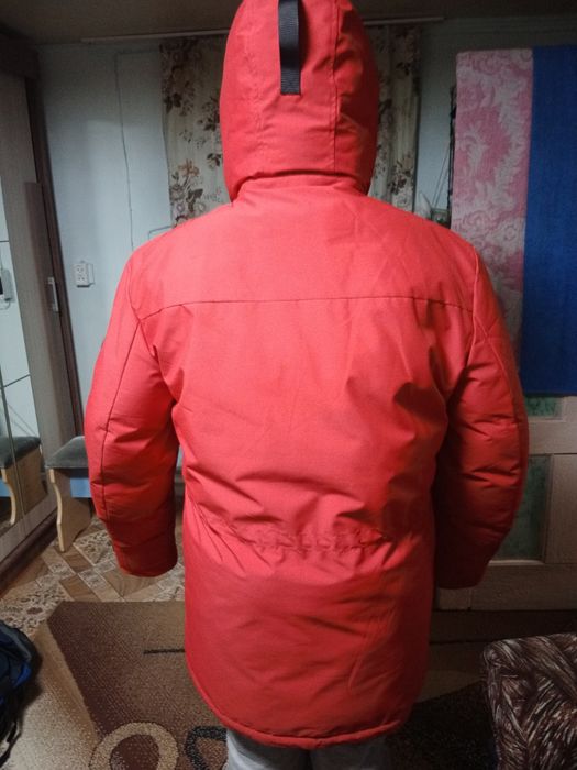Продам зимнию куртку