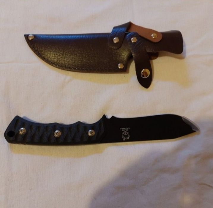 Cutit timp liber cu teaca lama culoare neagra
70 lei