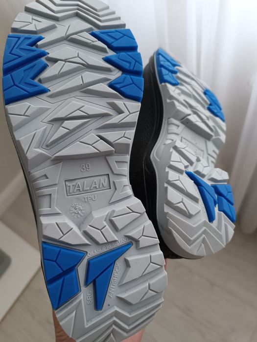 продаются рабочие сапоги зимние размер 39