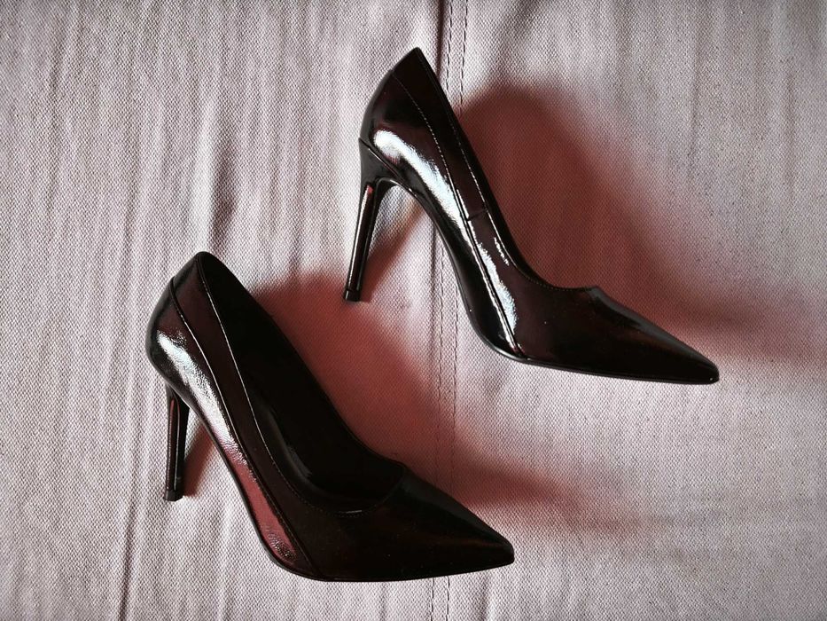 Лачени обувки на ток Jenny Fairy