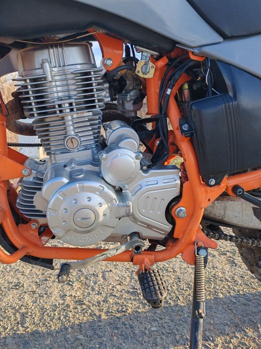 Продам эндуро почти новый