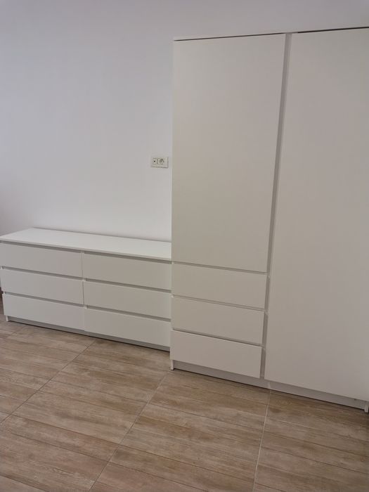 Închiriez garsoniera