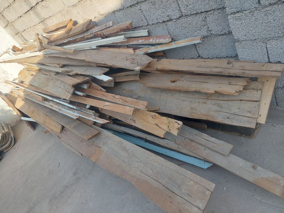 Материалы на чёрный потолок