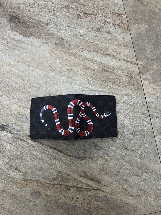 portofel gucci model cu sarpe