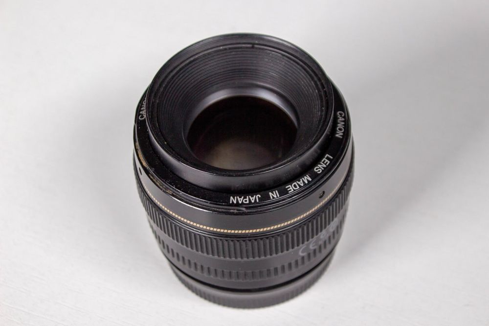 Объектив Canon 50mm 1.4