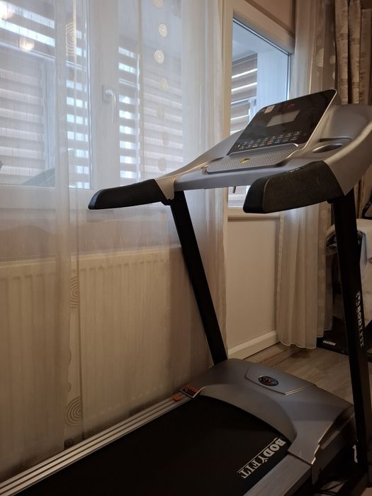 Banda de alergare electrica BodyFit A2000