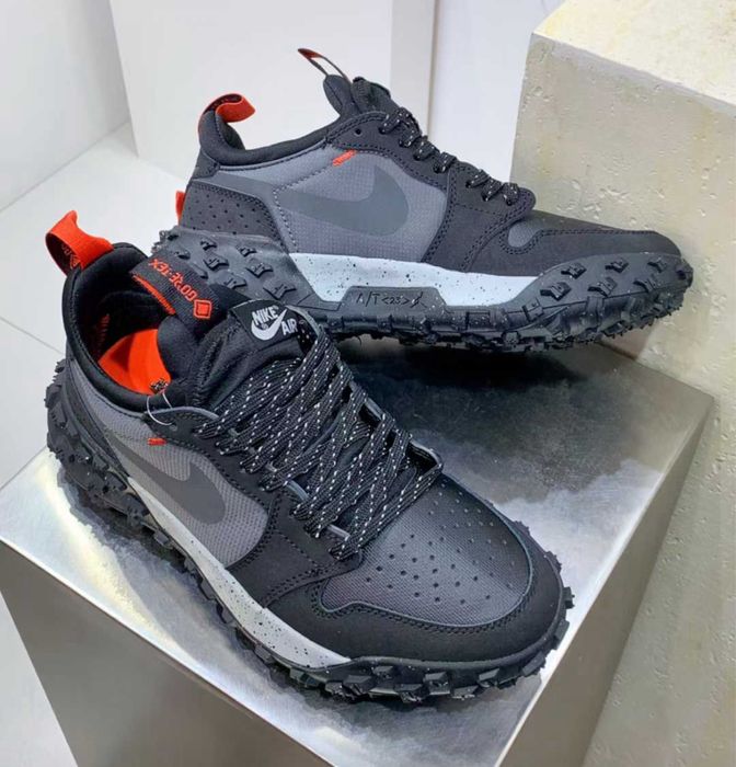 Нови мъжки маратонки Nike Air Jordan 1 Revisits “Bred