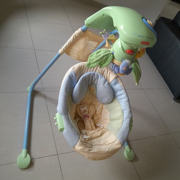 Fisher-Price - Leagan Rainforest Open-Top Cradle Swing