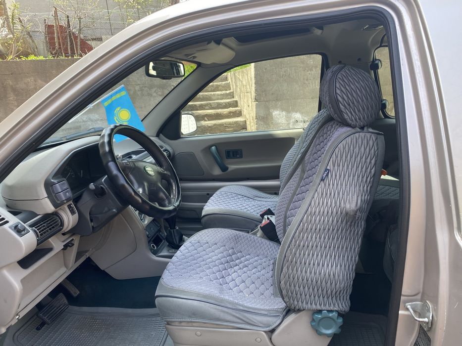 Land rover 2001 год