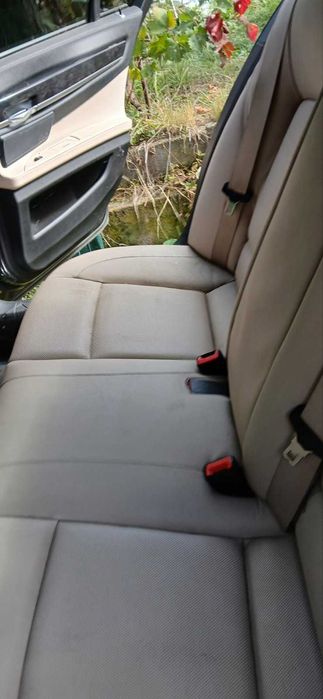 Кори на врати и задна седалка BMW 750i F01
