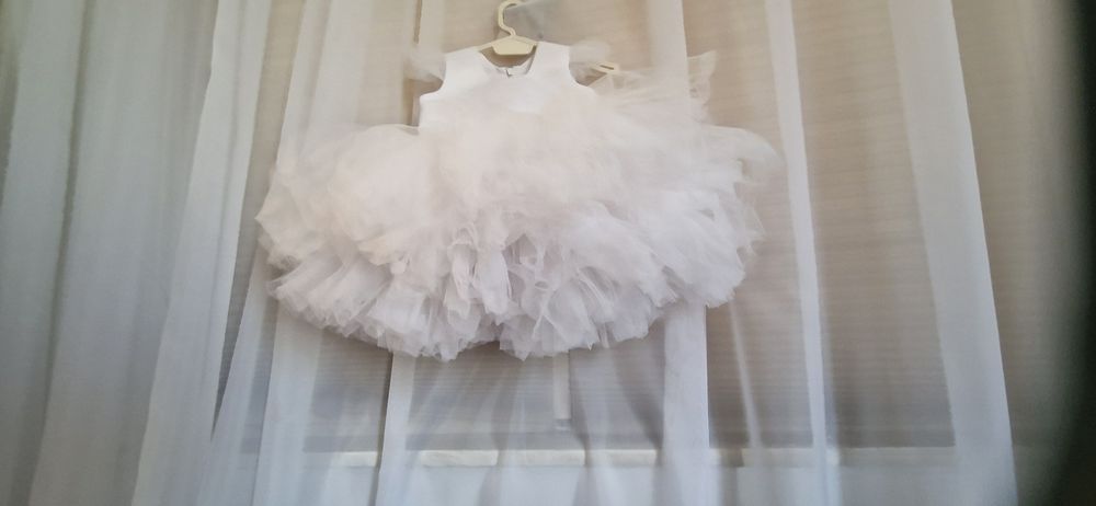 Рокля за кръщене или сватба 9-12м.