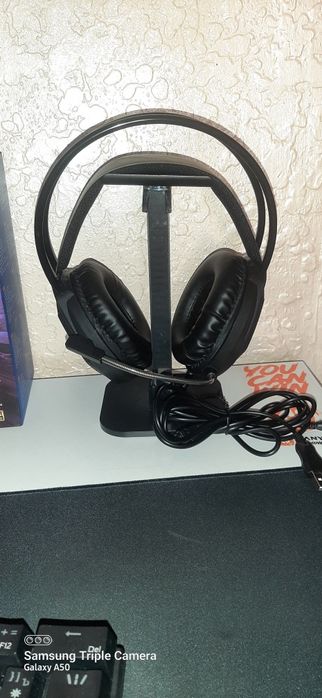 Borofone o'yin quloqchini