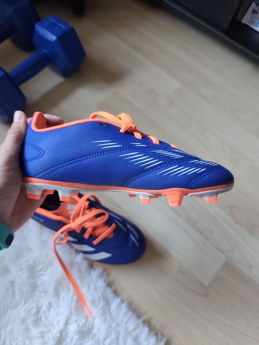 Бутонки Adidas predator 34 номер обувани веднъж