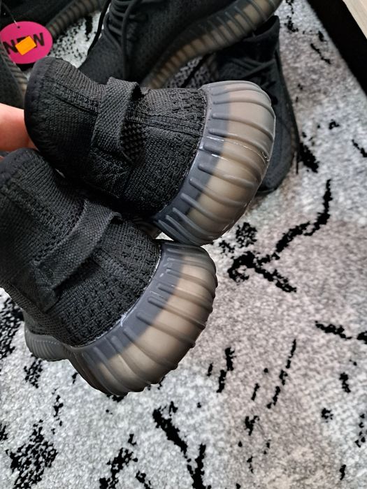 Adidas YEEZY BOOST 350 V2