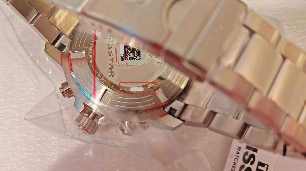 TISSOT SEASTAR 1000 CHRONOGRAPH "PEPSI" чисто нов часовник с хронограф