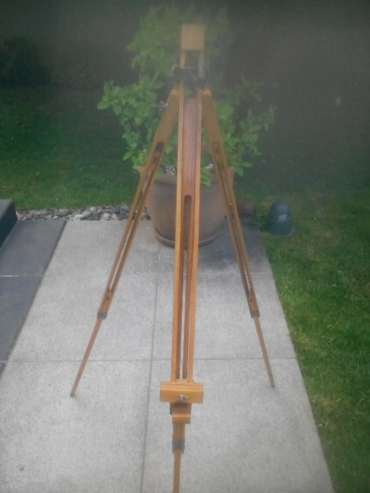 предлагам сгъваем преносим статив за рисуване