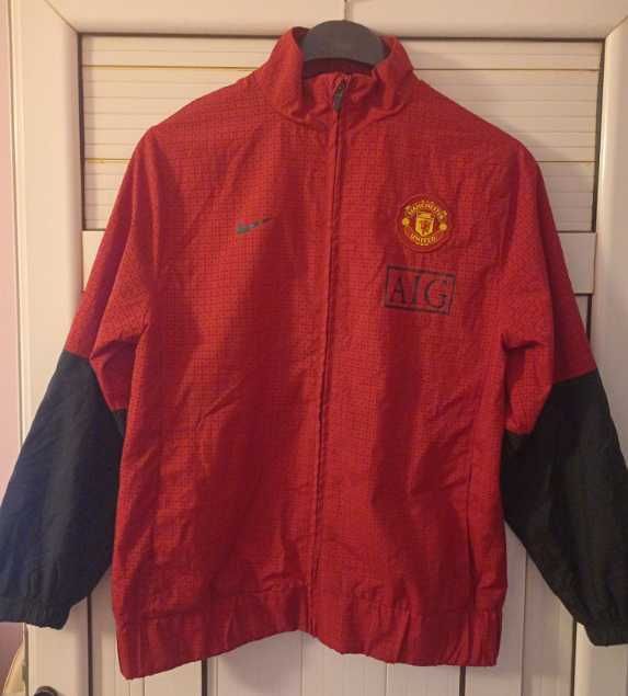 Оригинално яке на Манчестър Юнайтед
