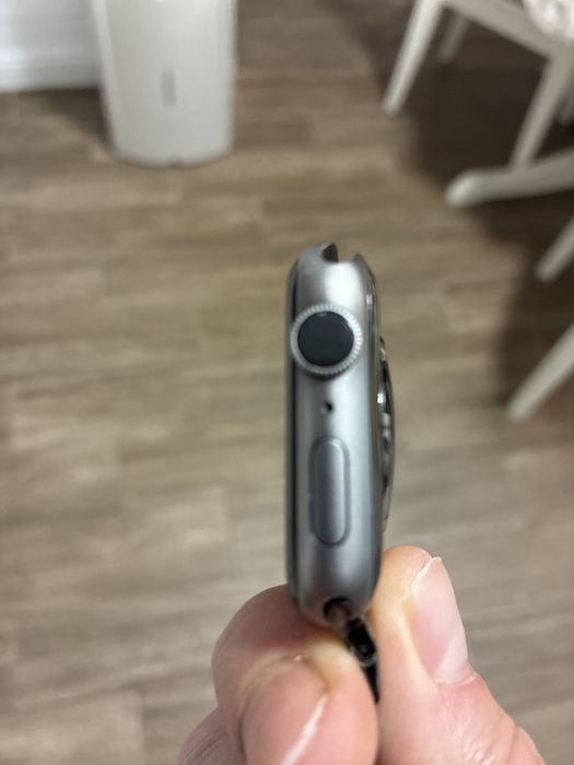 Apple watch series 4 350 lei