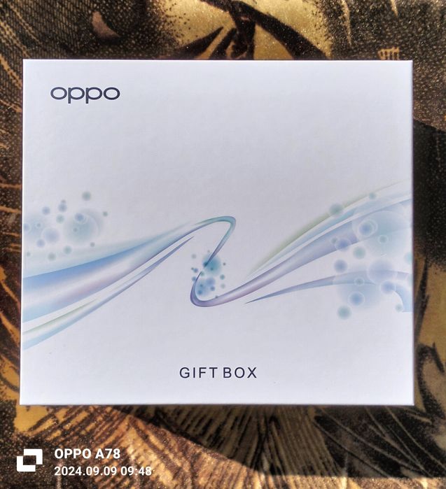 Oppo Gift Box - Подарочный набор