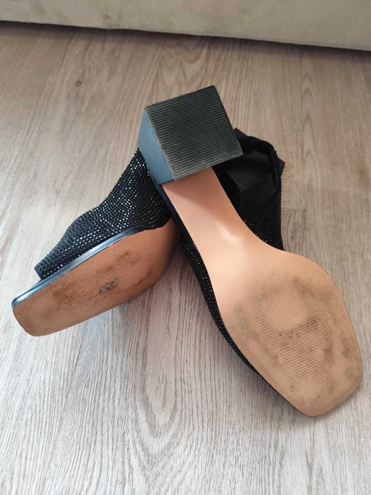 Дамски обувки от естествена кожа