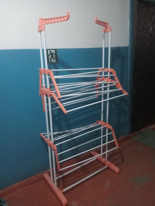 Продам сушилку для белья