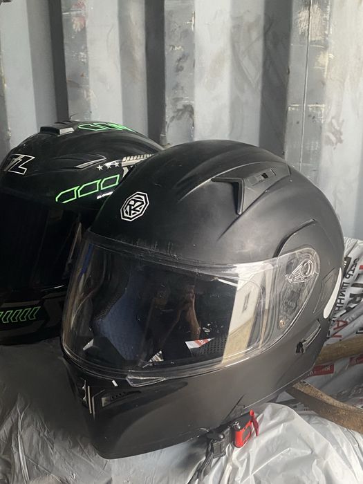 Шлем на мотоцикл