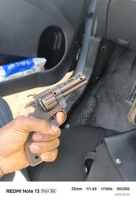 Temir pistolet REVOLVER 100% temir