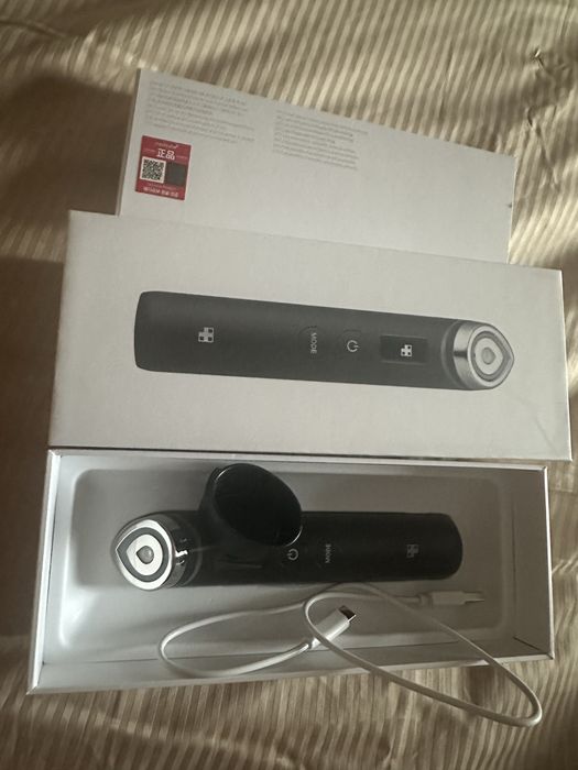 Medicube AGE-R Booster Pro