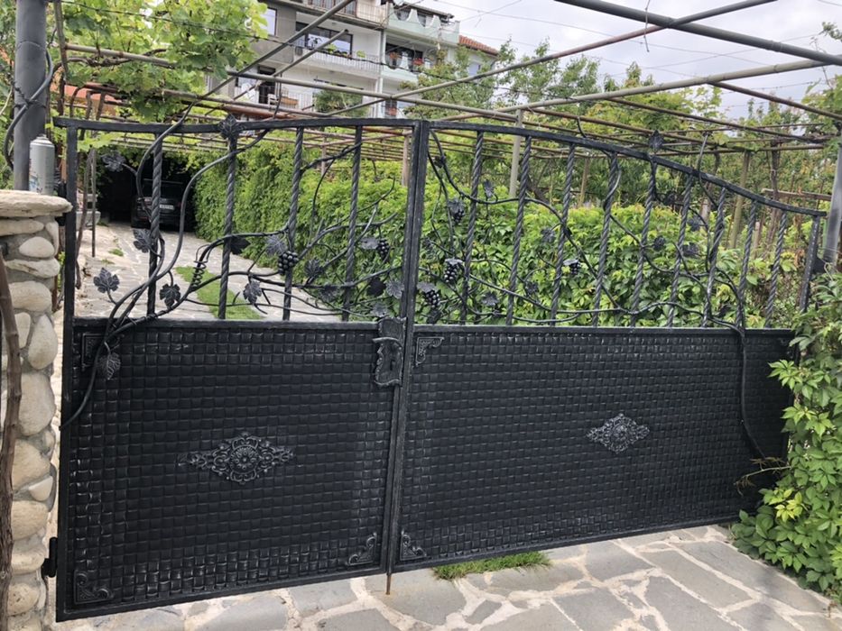 Врата ковано желязо