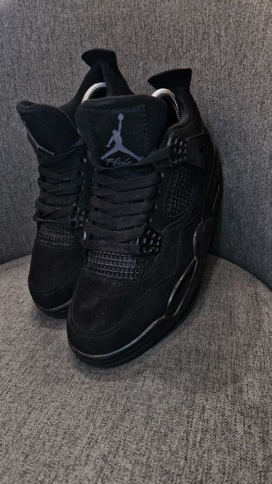 Оригинални мъжки маратонки- Jordan 4