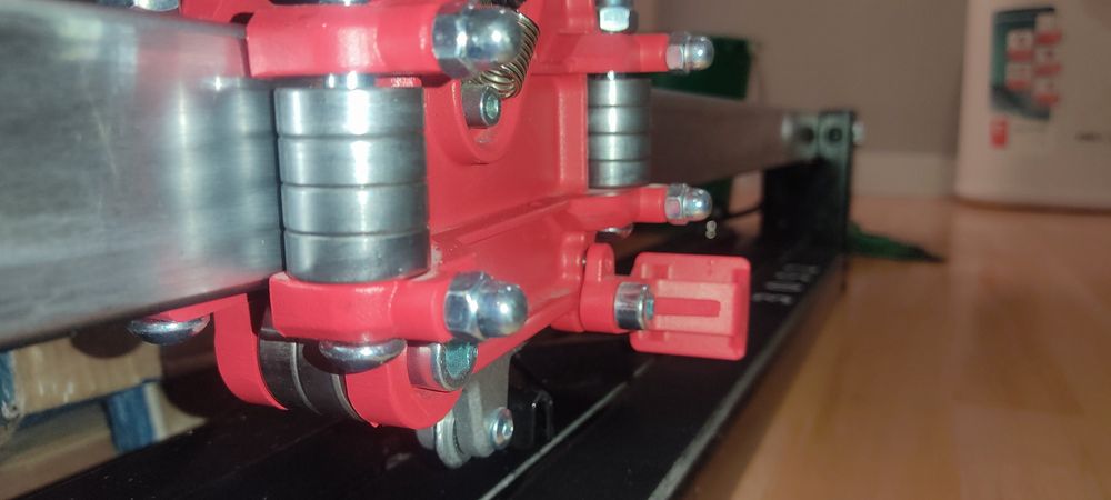 Продам резак плитки,  керамогранита