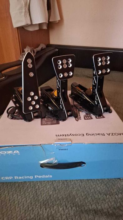 Игровой руль Moza