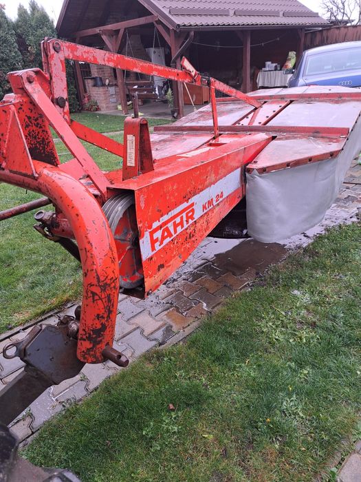 Cositoare deutz fahr  km 24